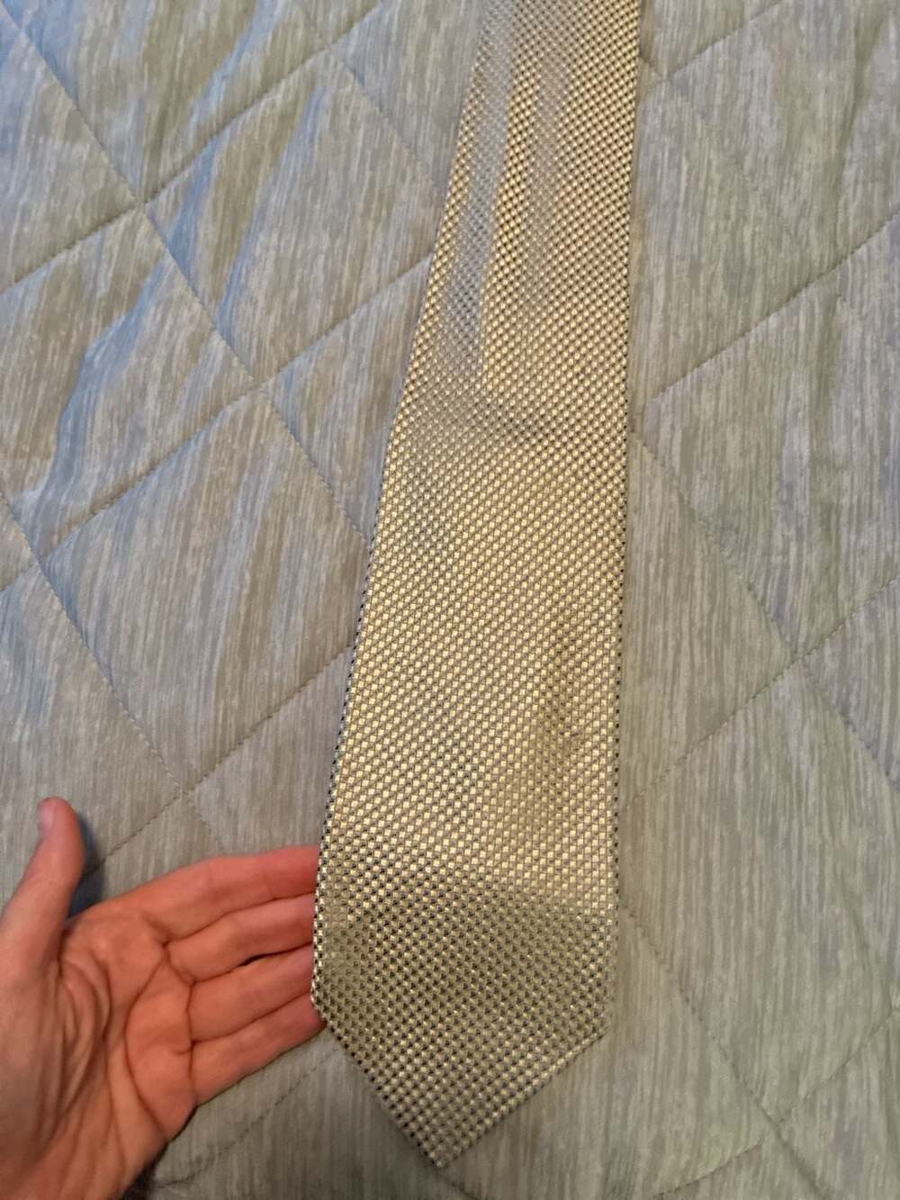 NAVY & NAVY Men's Text Gold & Silver Geo Patterned Silk Tie Made in Italy A649